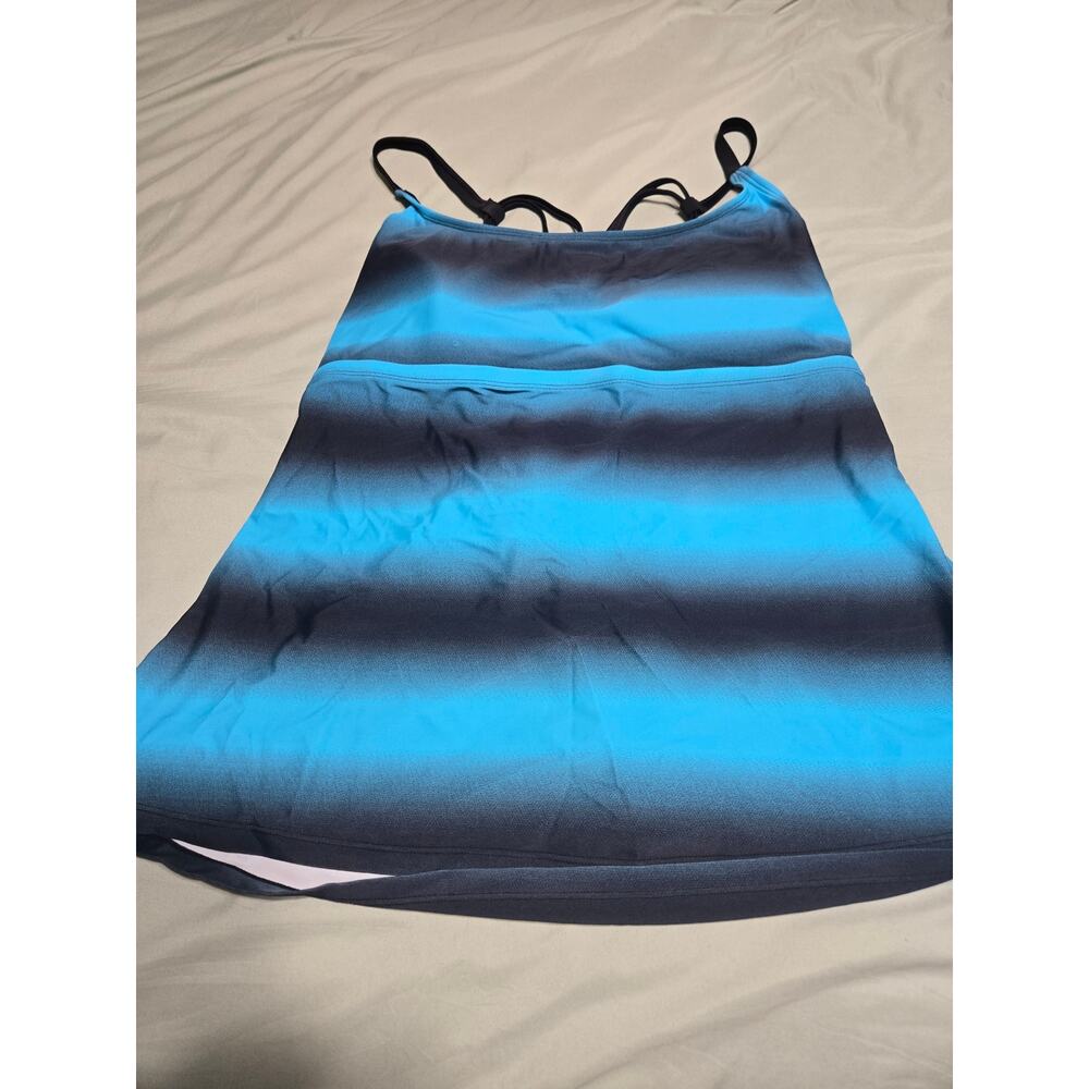 Unknown brand 3x women's black and blue strappy swim top